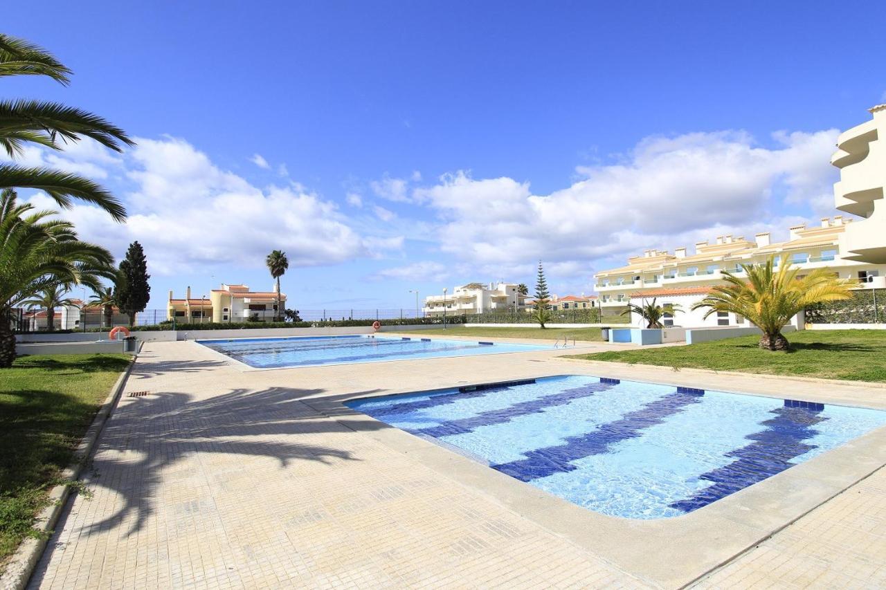 شقة Armacao De Pera Brightness With Pool By Homing المظهر الخارجي الصورة