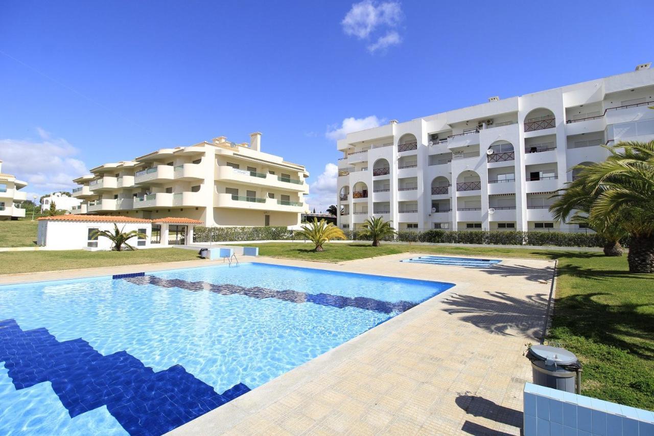 شقة Armacao De Pera Brightness With Pool By Homing المظهر الخارجي الصورة